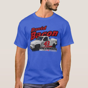 Muchachos del tocino que compiten con la camisa