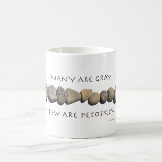 "Muchos son grises pocos son taza de cerámica de