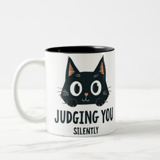 Mug divertida juzgando el gato regalo de las tazas