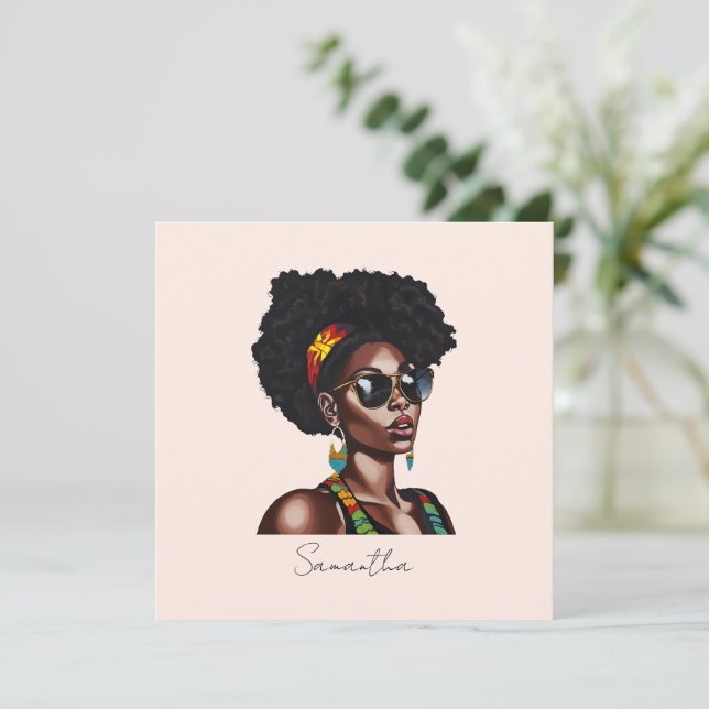 Mujer afroamericana con gafas de sol de Moda (Anverso de pie)