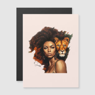 Mujer afroamericana con león majestuoso
