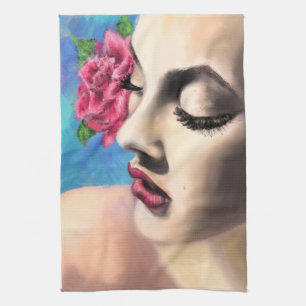 Mujer bonito con toalla de cocina rosa roja