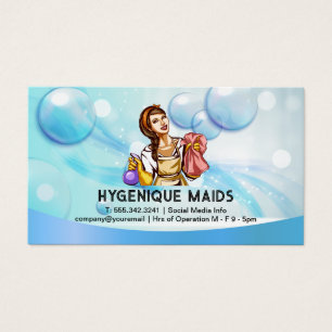 Mujer con suministros de limpieza Bolas de jabón