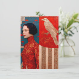 Mujer con vestido rojo florido y pájaro dorado Pos