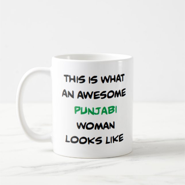 mujer punjabi, taza de café impresionante (Izquierda)