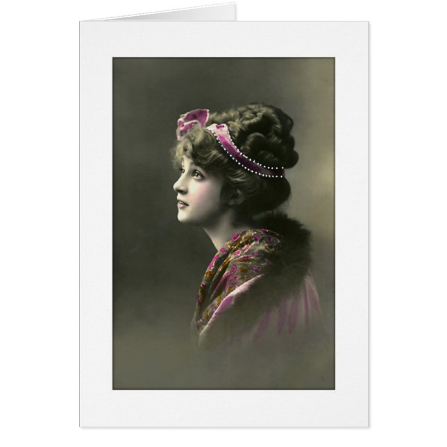 Mujer victoriana con expresión esperanzadora (Frente)