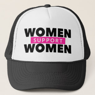 Mujeres de apoyo a las mujeres en el sombrero cami