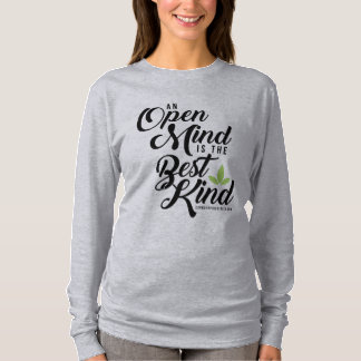 Mujeres de la camisa de la mente abierta de