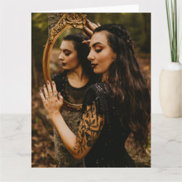 mujeres magníficas con tarjeta de saludo espejo