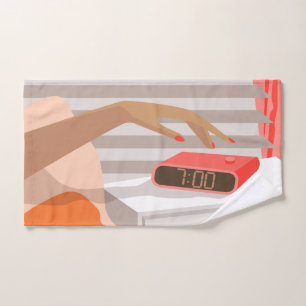 Mujeres presionando con la mano el botón de snooze