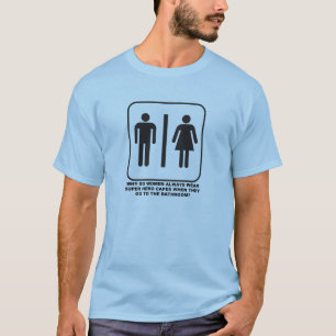Mujeres que llevan cabos en la camiseta divertida