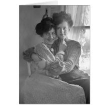 Mujeres ventilares enamoradas (abrazo)