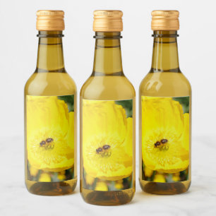 Murciélago bañado en amarillo