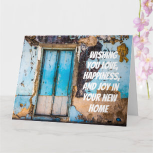 Muro azul y puerta nueva tarjeta de felicitaciones