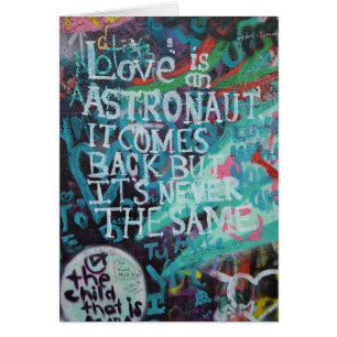 Muro Lennon, el amor es como un graffiti astronaut