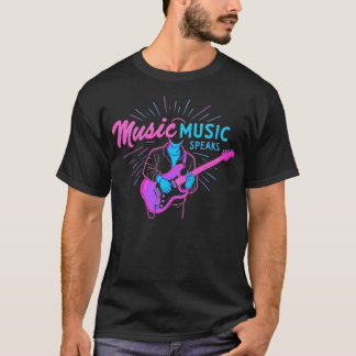 MÚSICA EN CAMISETA HABLA DE NUEVO DISEÑADOR DE MOD