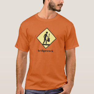 "Músico cruza" camiseta oscura