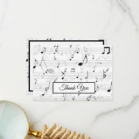 Músico del patrón de notas de la música en blanco