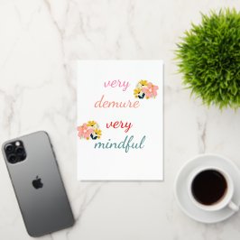 muy Demure, muy devota muy atenta