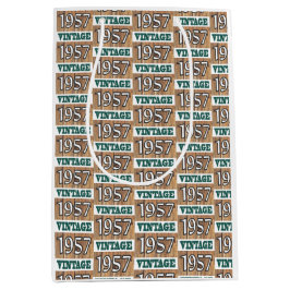 Nacido en 1957 con una bolsa de regalo