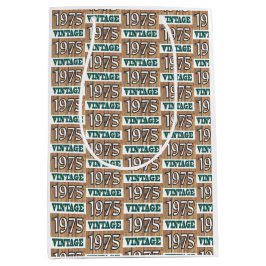 Nacido en 1975 con una bolsa de regalo