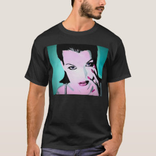 "nadada de pintura del verano" en una camisa