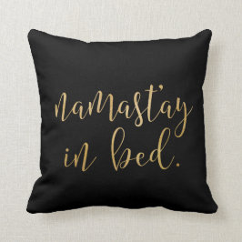 Namastay en cama - oro y negro - almohada