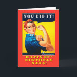 Nana 80º cumpleaños con la tarjeta Rosie the Rivet<br><div class="desc">La imagen del poster Vintage Rosie the Riveter decora la portada de esta feliz tarjeta de cumpleaños número 80 para Nana,  abuela. Enmarcado de rosa. Color primario azul,  rojo y amarillo en el poster. Personalizar el versículo interior como quieras. Arte,  imagen y verso copyright © Shoaff Ballanger Studios,  2023.</div>