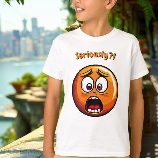 Naranja gracioso conmocionado Emoji niños camiseta