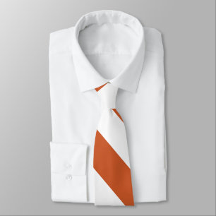 Naranja quemado y corbata de tira de la Universida