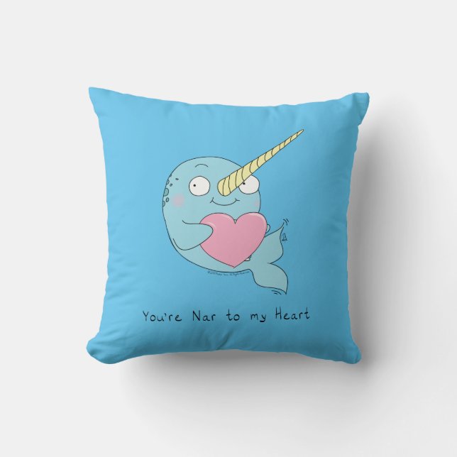 Narwhal con la almohada del Día de San Valentín (Anverso)