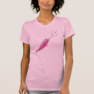 Narwhal, unicornio de la camiseta del rosa de mar