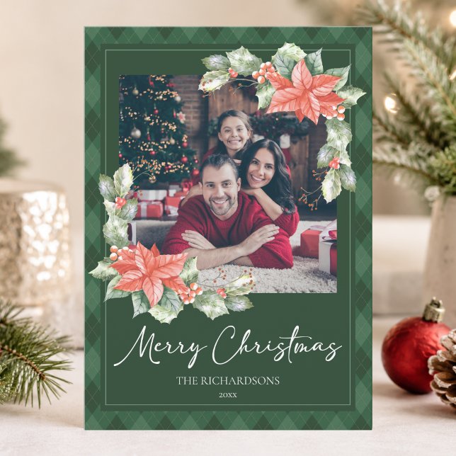 Navidad con Foto Personalizada de Plaid Holly (elegant poinsettia holly green argyle plaid merry christmas card with custom family photo)