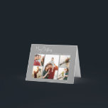 Navidad moderna | Pliegue de cinco fotos con letra<br><div class="desc">Esta Navidad moderna | pliegue de cinco fotos con letra script plateada es perfecta para tu saludo de vacaciones minimalista, shabby chic boho, plateada y blanca. La caligrafía minimalista caprichosa y manuscrita es delicada y rústica, a la vez que clásica y elegante. Encontrarás que todo sobre este producto es editable,...</div>