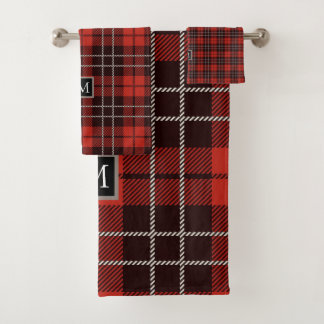 Navidades con manto de búfalo rojo y negro