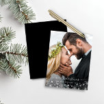 Navidades de copos de nieve en invierno blanco neg<br><div class="desc">Navidades de copos de nieve en invierno blanco y negro Navidades de fotos con fotos de tu foto y un dulce marco de extravagantes copos de nieve blancos. La parte de atrás es una moda negra, pero se puede cambiar. Póngase en contacto con nosotros en cedarandstring@gmail.com si necesita ayuda con...</div>