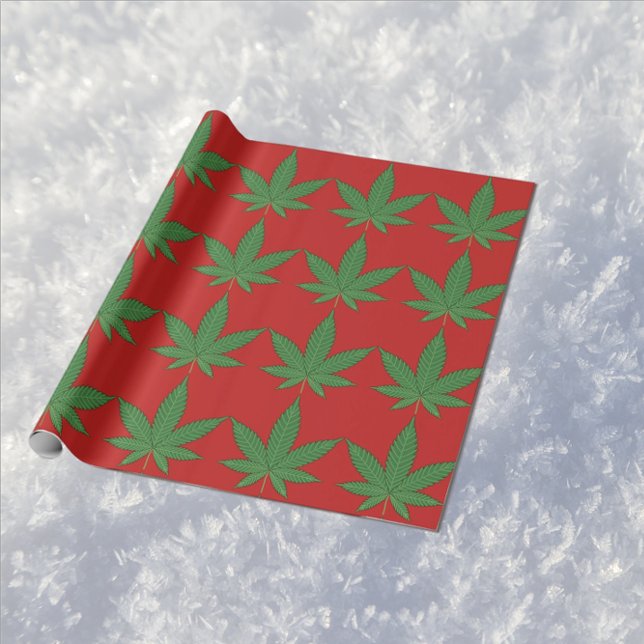 Navidades de hojas de maleza envolviendo papel (Subido por el creador)
