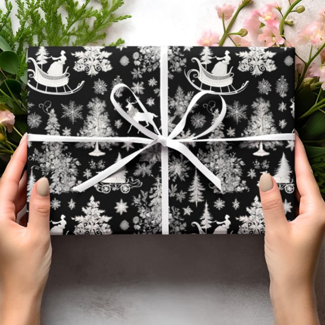 Navidades envolviendo papel negro en papel blanco  (Subido por el creador)