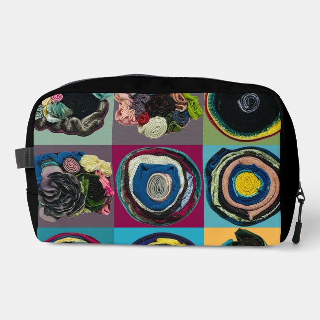 Neceser  Accessories > Bags & Wallets > Cosmetic & Toiletr (Anverso)