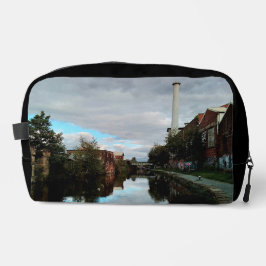 Neceser Along the canal