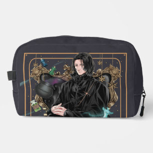 Neceser Anime Profesor Severus Snape sentado