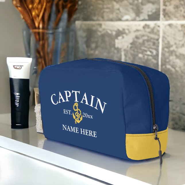 Neceser Capitán - personalizable (Captain - customizable dopp kit bag from Ricaso. Easy to personalize with your own text. Sailing bag)