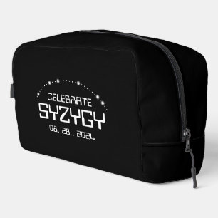 Neceser Celebrar Syzygy el 28 de agosto de 2024