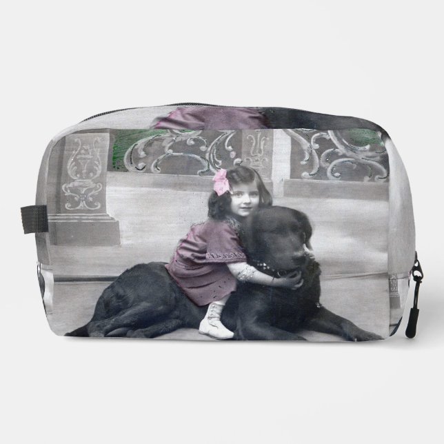 Neceser Chica y su perro (Anverso)