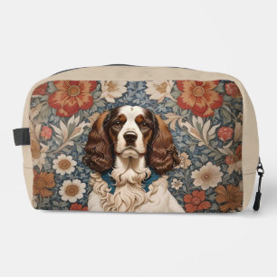 Neceser Elegante Spaniel sobre fondo floral