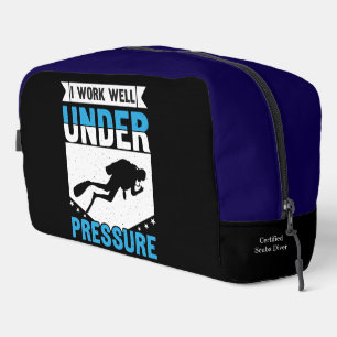 Neceser Explorando las profundas profundidades del mundo o