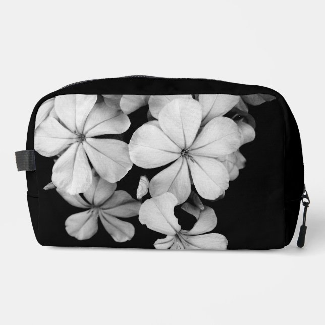 Neceser Flores en blanco y negro en primer plano (Anverso)