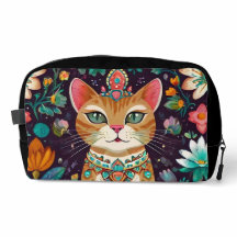Gato Coronado con Joyas