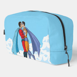 Neceser Los personajes de dos superhéroes besándose de Sli