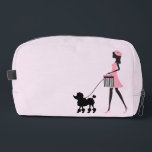 Neceser Mujer en caniche negro de color rosa<br><div class="desc">Mujer veneciana con una boina caminando un caniche negro.</div>